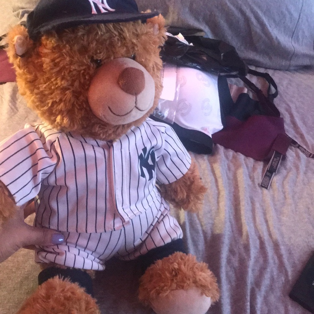 Yankees build a bear